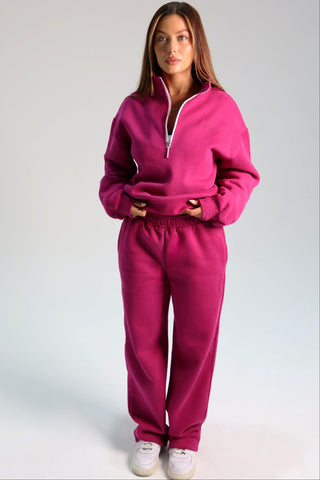 Signature Plush Straight Leg Sweatpants - Berry